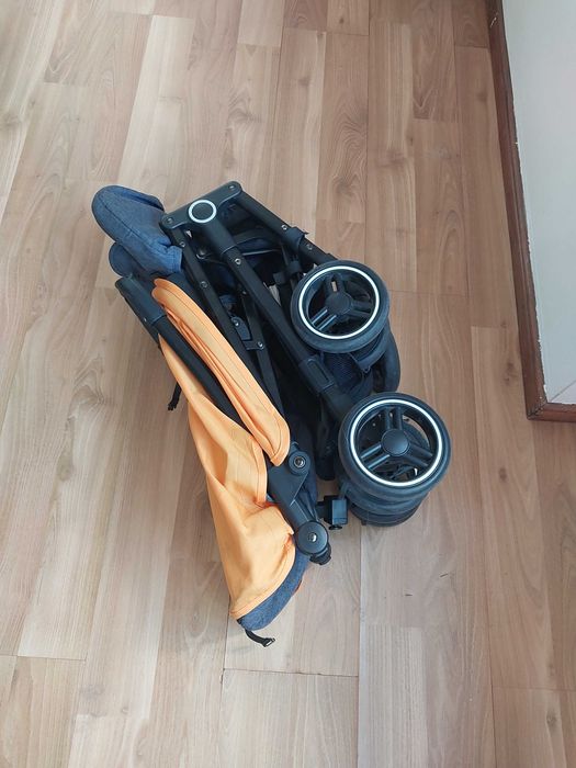 Carrinho Bebé passeio