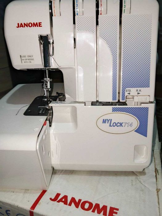 Оверлок четырёх ниточный Janome