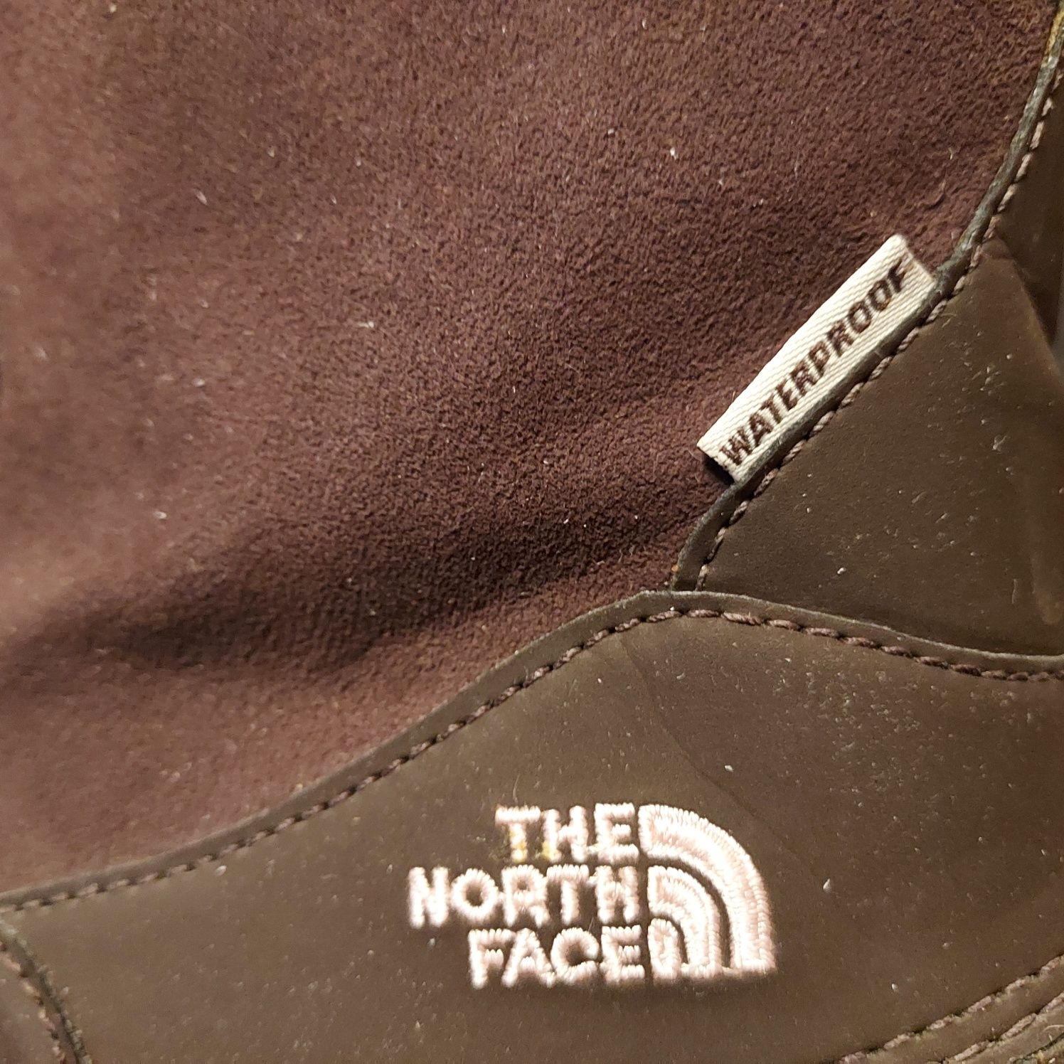 The North Face wodoodporne buty zimowe ze sztucznym futerkiem ROZM 39