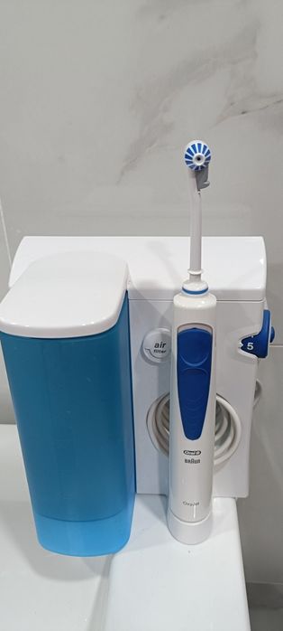 Irrigador oral BRAUN ORAL-B elétrico