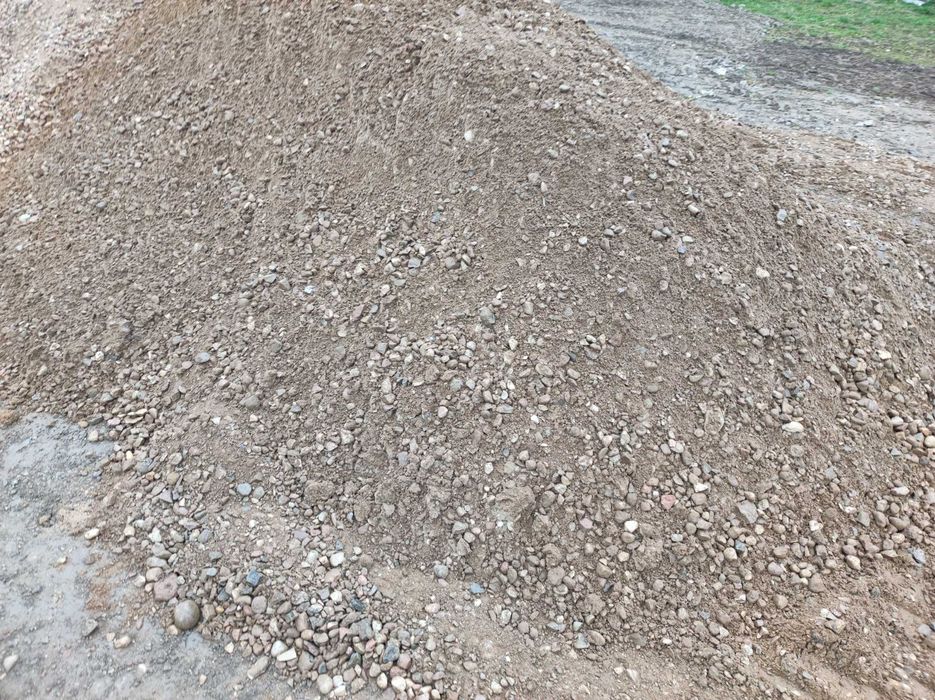 Kamień (16-32) , piasek, czarnoziem, ziemia, żwir transport do 3.5 ton