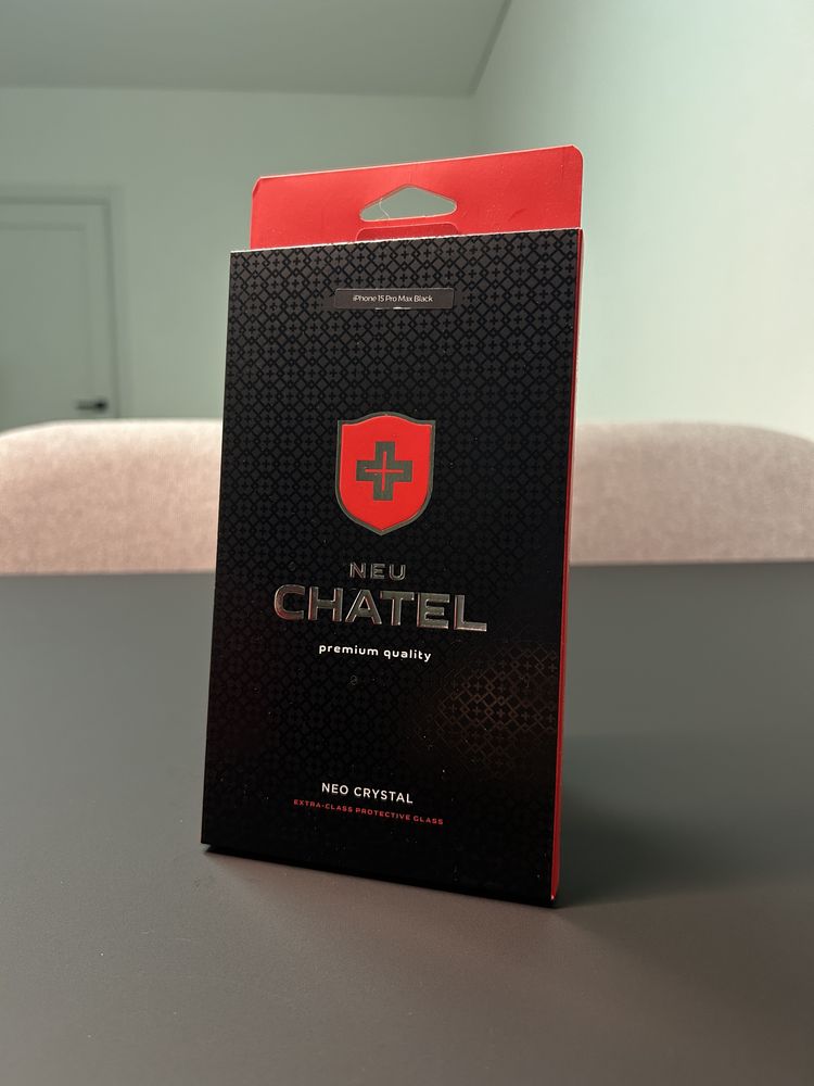 Оригінальне захисне скло +NEU Chatel iPhone 15 Pro Max