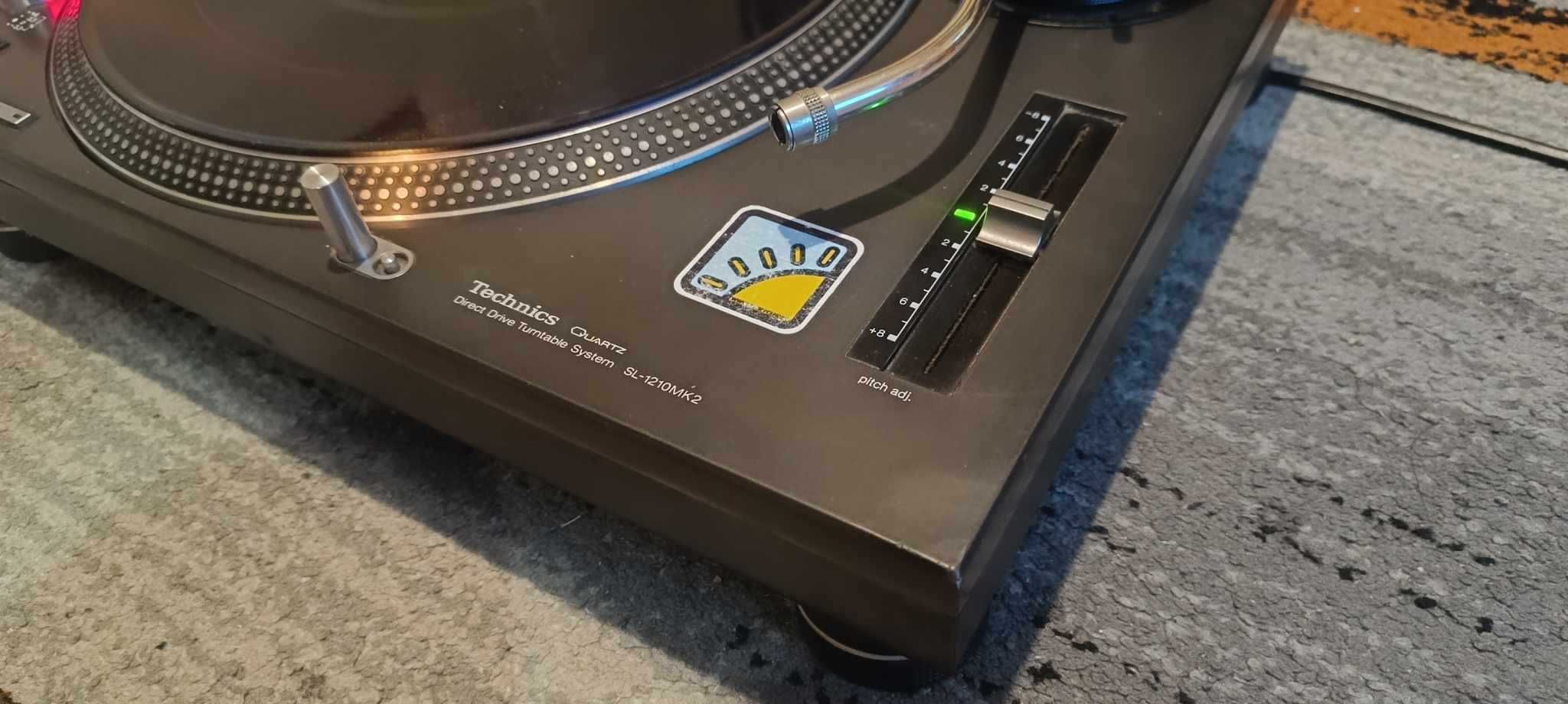 Gramofon Technics 1210 MK2 + slipmata + serato vinyl purple