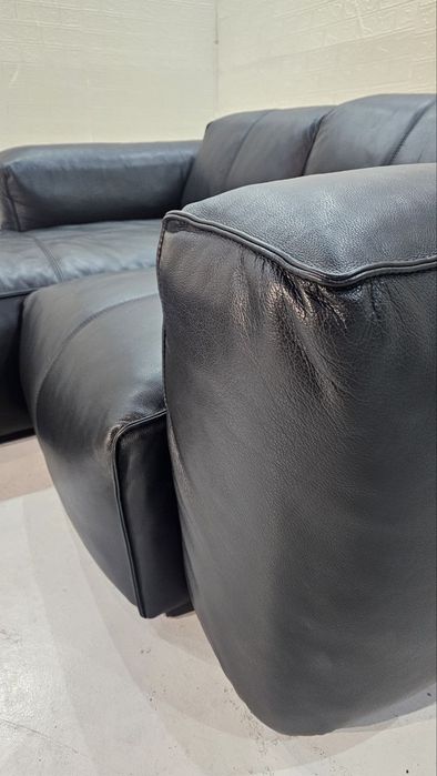 Шкіряний  чорний кутовий диван HUDSON. Німеччина.