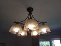Lampa z pięcioma kloszami