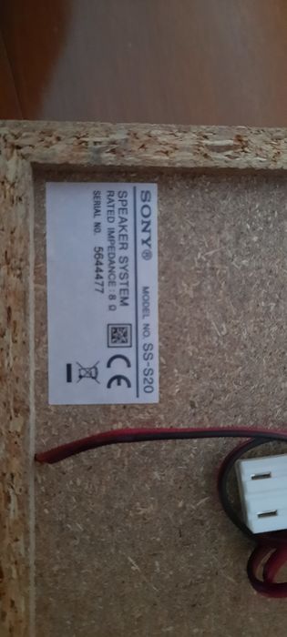 Colunas Sony SS-S20