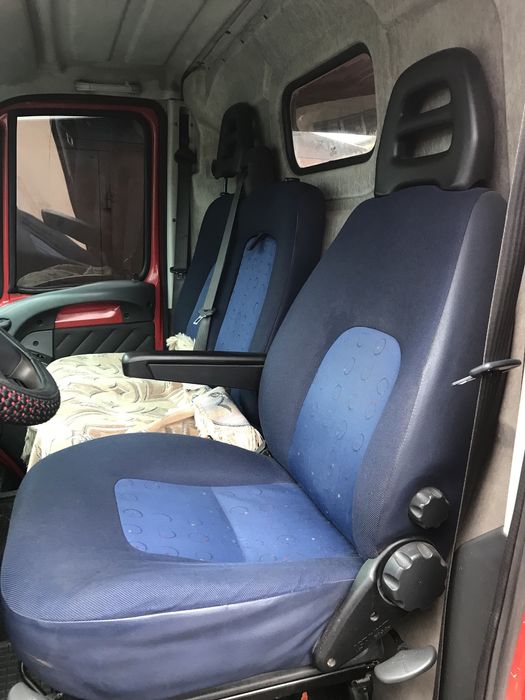 Продам пежо боксер.