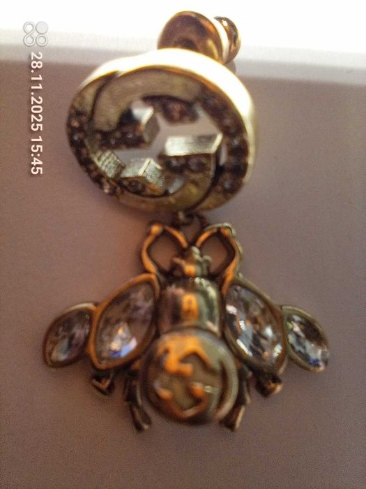 Kolczyki Gucci pszczoła z kamieniami swarovskiego  z mosiądzu