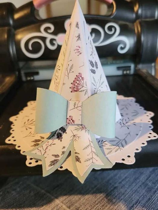 Conjunto de Cortantes Caixa Chapéu de Bruxa