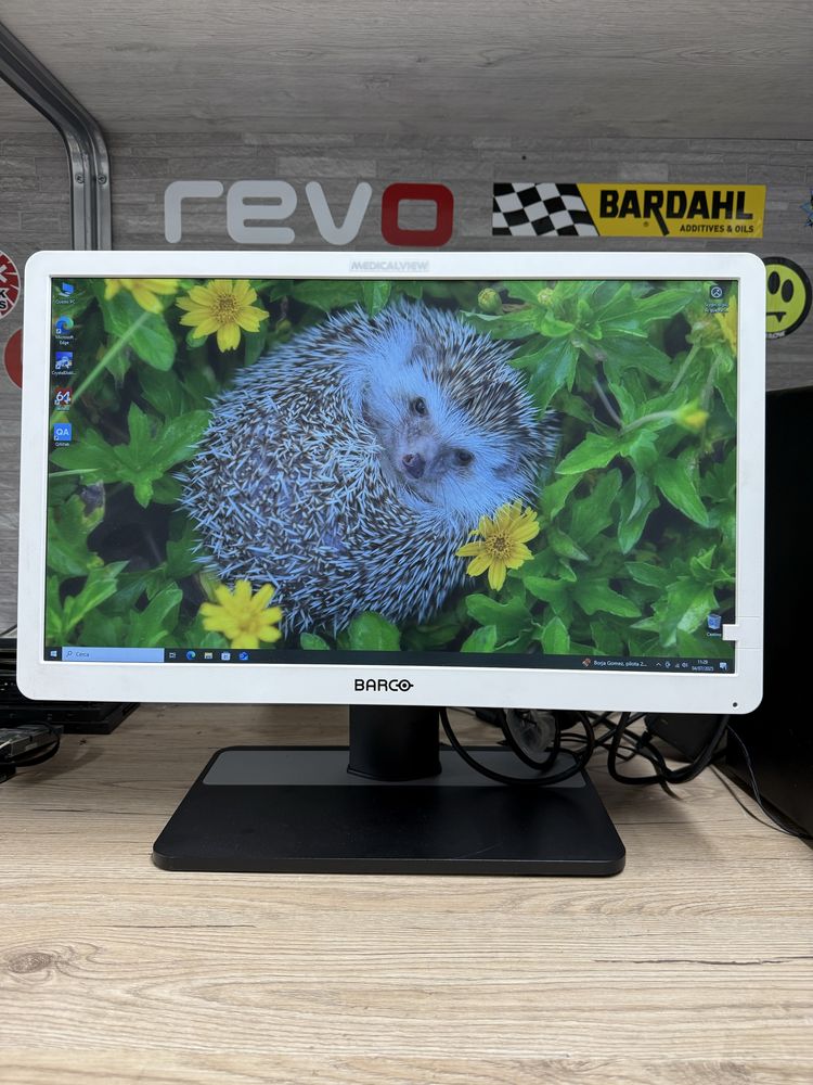 Монітор медичний Barco Eonis MDRC-2222 Full HD 1080P 22" 2MP Clinical