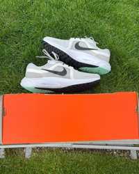 NIKE AIR ZOOM VOMERO 16 (light bone)