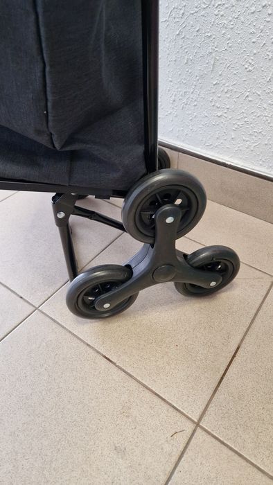 Wózek transportowy na zakupy. Nowy