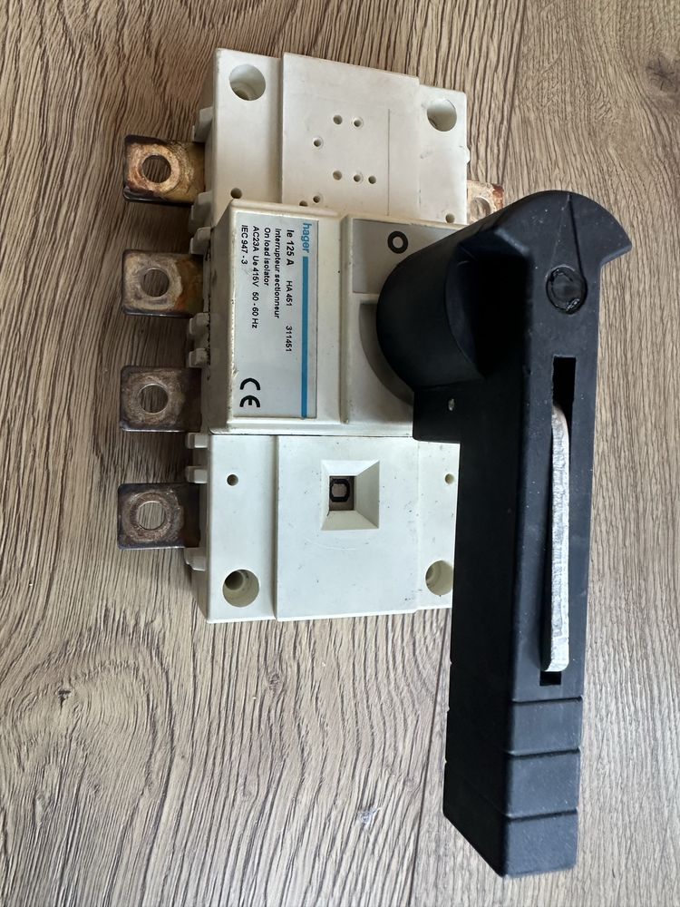 Interruptor de corte aparente haeger  4P 125A