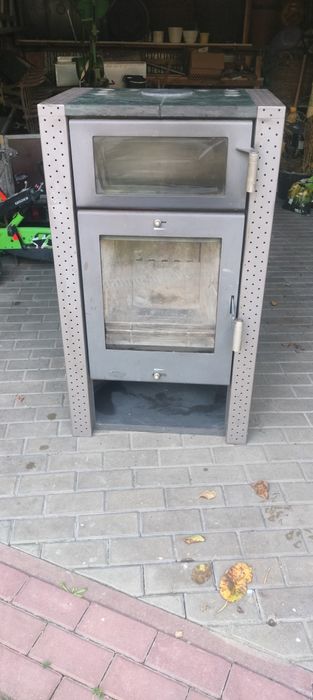Kominek wolnostojący typ Manchatan