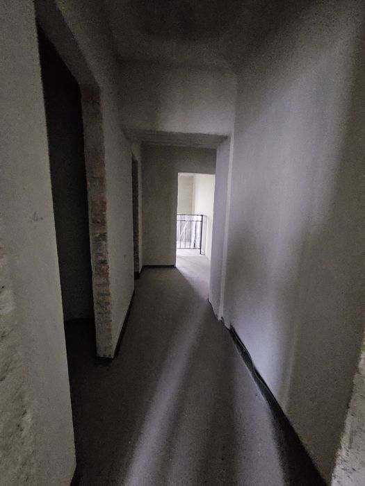 Продам 2-кімнатну квартиру у Новобудові