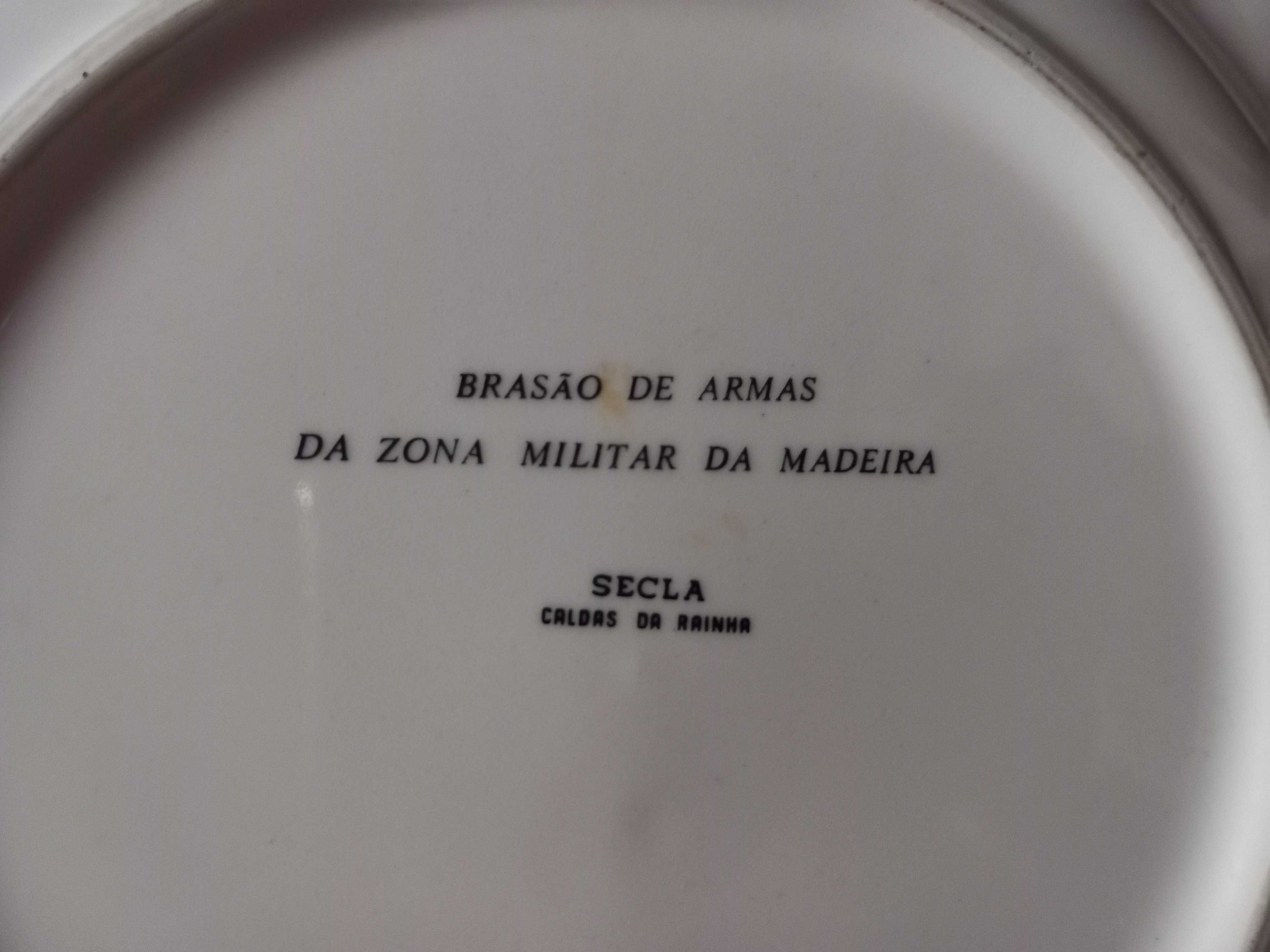 Militaria - Pratos brasão de armas fabrico da extinta fábrica Secla