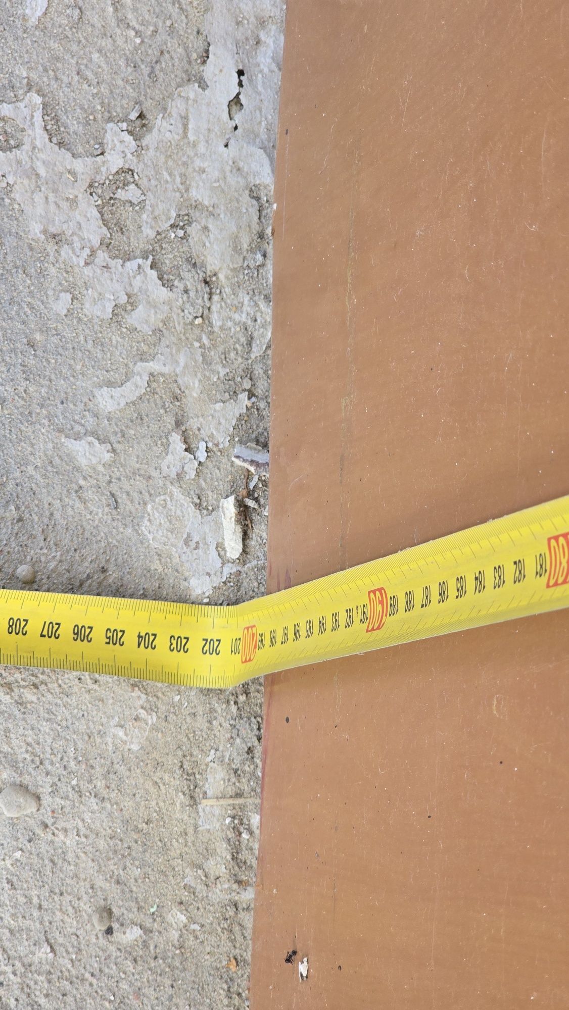 Drzwi zewnętrzne 83cm wysokość 200cm