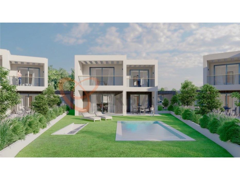 Terrenos para construção de 8 moradias individuais para venda em Al...