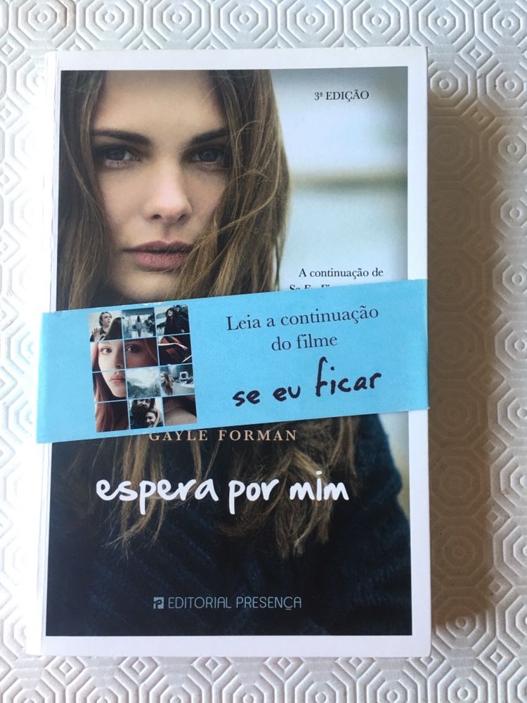 Vendo livro “Espera por mim”