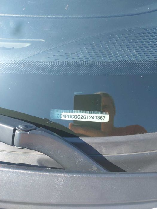 Продаю Dodge Journey 2016 года выпуска