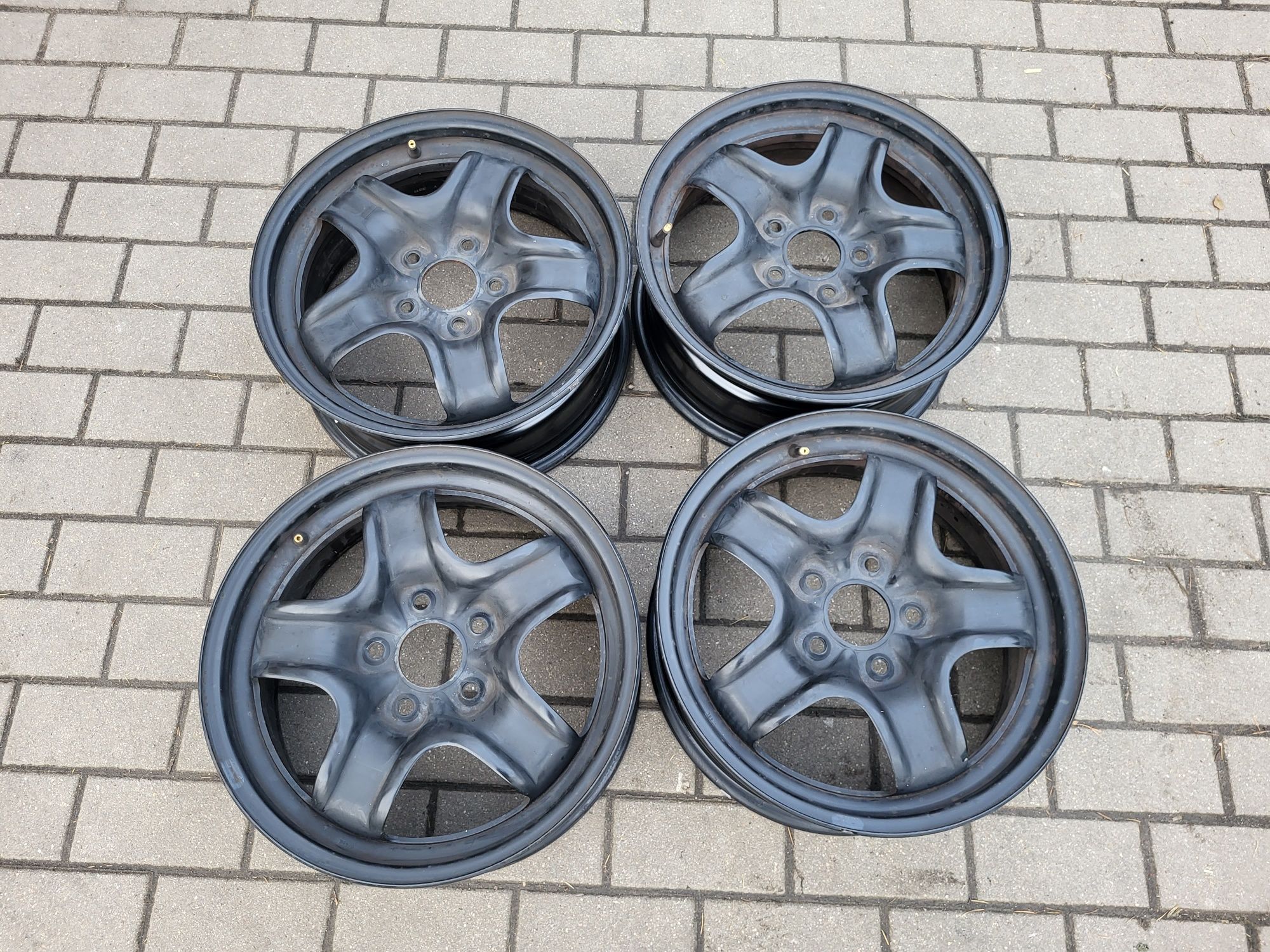 Felgi strukturalne Renault Dacia 5x114.3 oryginał RENAULT czujnik TPMS