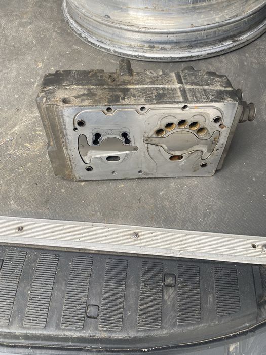 Даф євро 6 XF-106,компрессор,головка компрессора WABCO