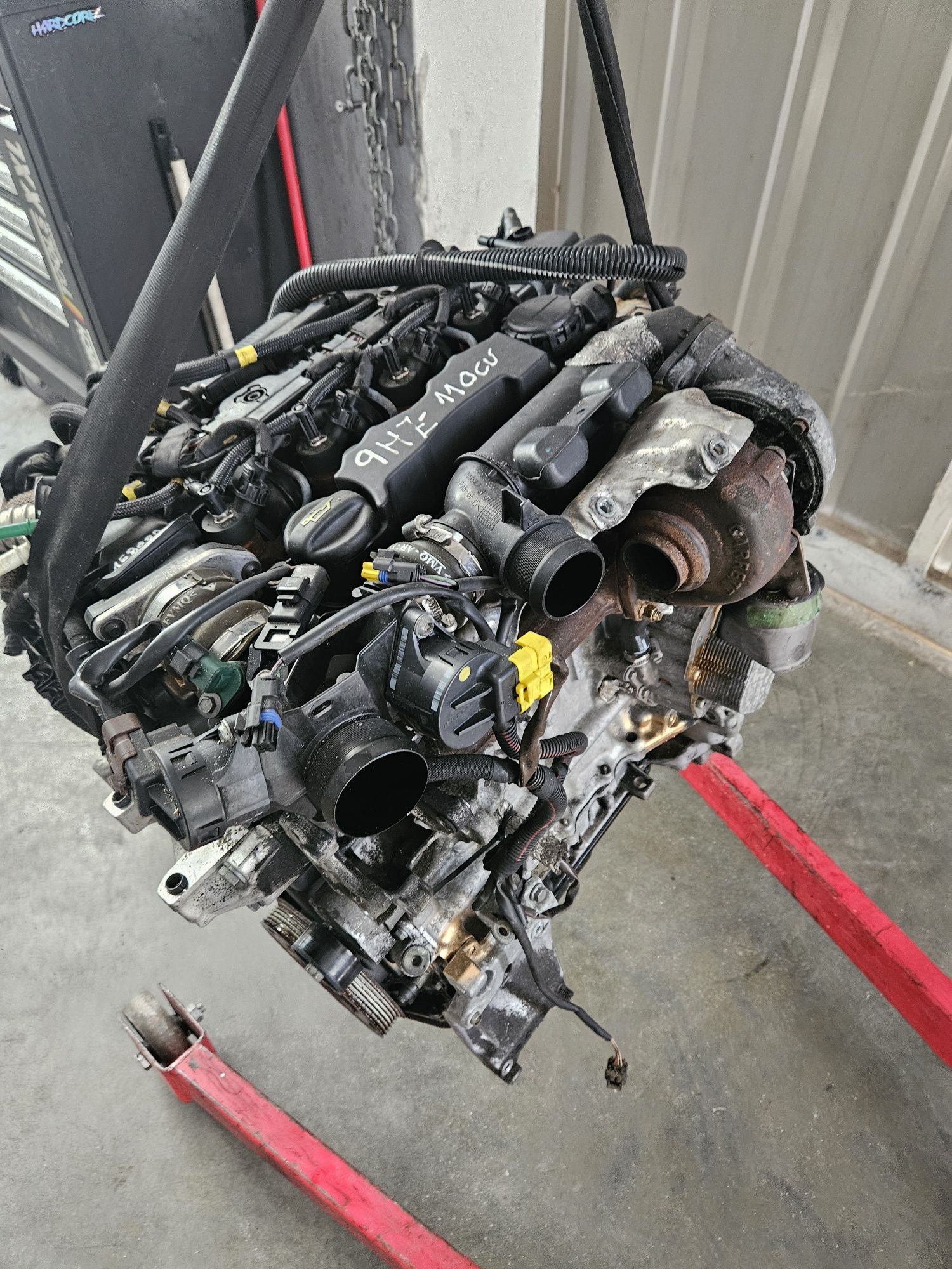 Motor psa 9hz 110cv