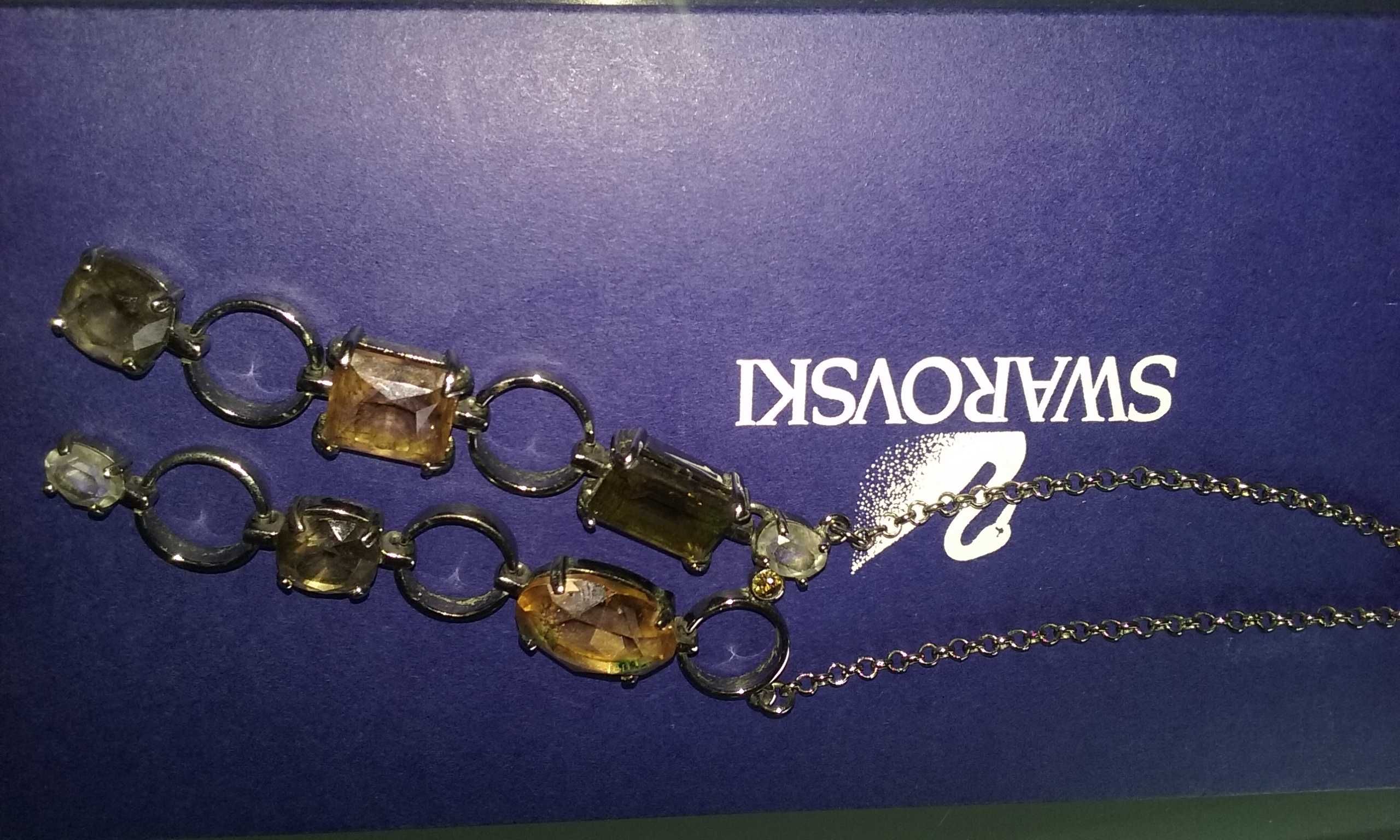 Swarovski naszyjnik z duzymi krysztalami Swarovski oryginalny jak nowy