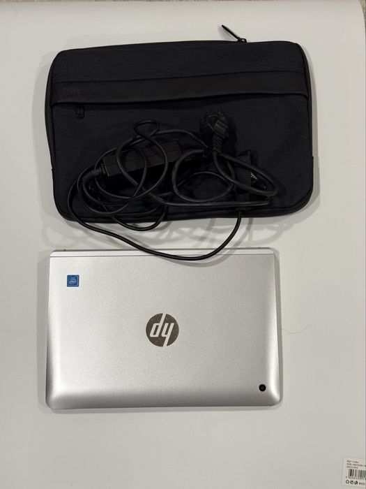 Portatil HP híbrido 2GB ram