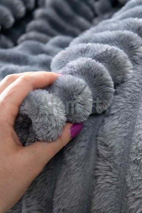 Плед покривало шарпей королівський на ліжко диван в подарунковій сумці