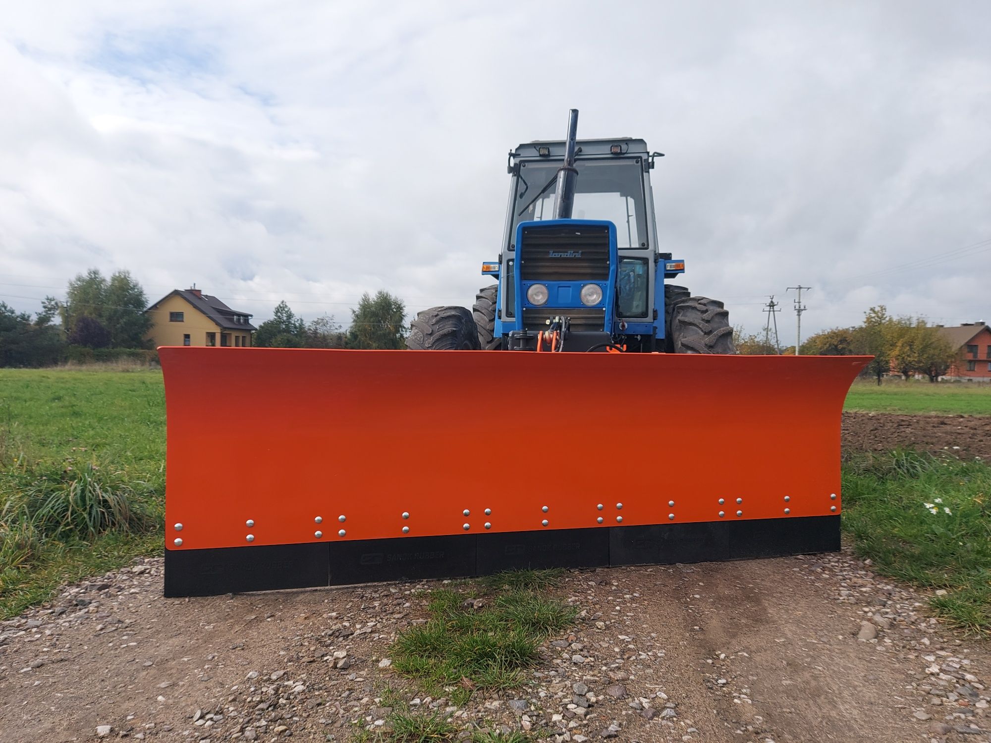 Pług do śniegu prosty hydrauliczny do traktora TUZ/EURO