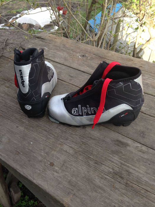 Ботинки зручні лижні