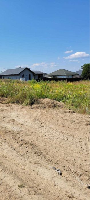 Ділянка для вашого будинку в 15 хв від Киева. Комунікації поруч