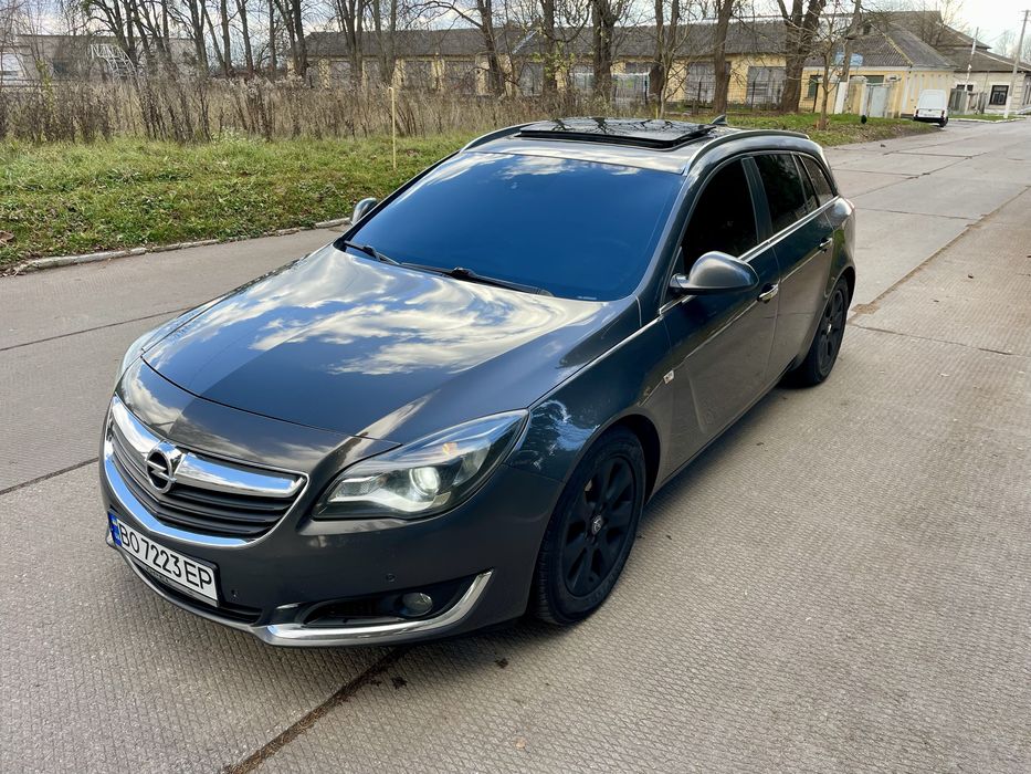 Авто опель інсігнія Opel Insignia 2015