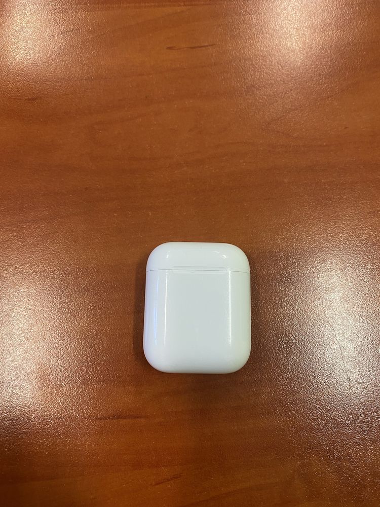 Etui ładujące do Airpods II generacji