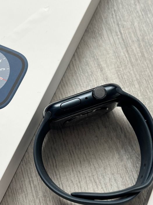Apple Watch 8 45mm Midnight