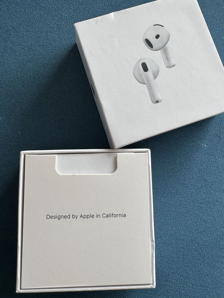 AirPods 4 Active