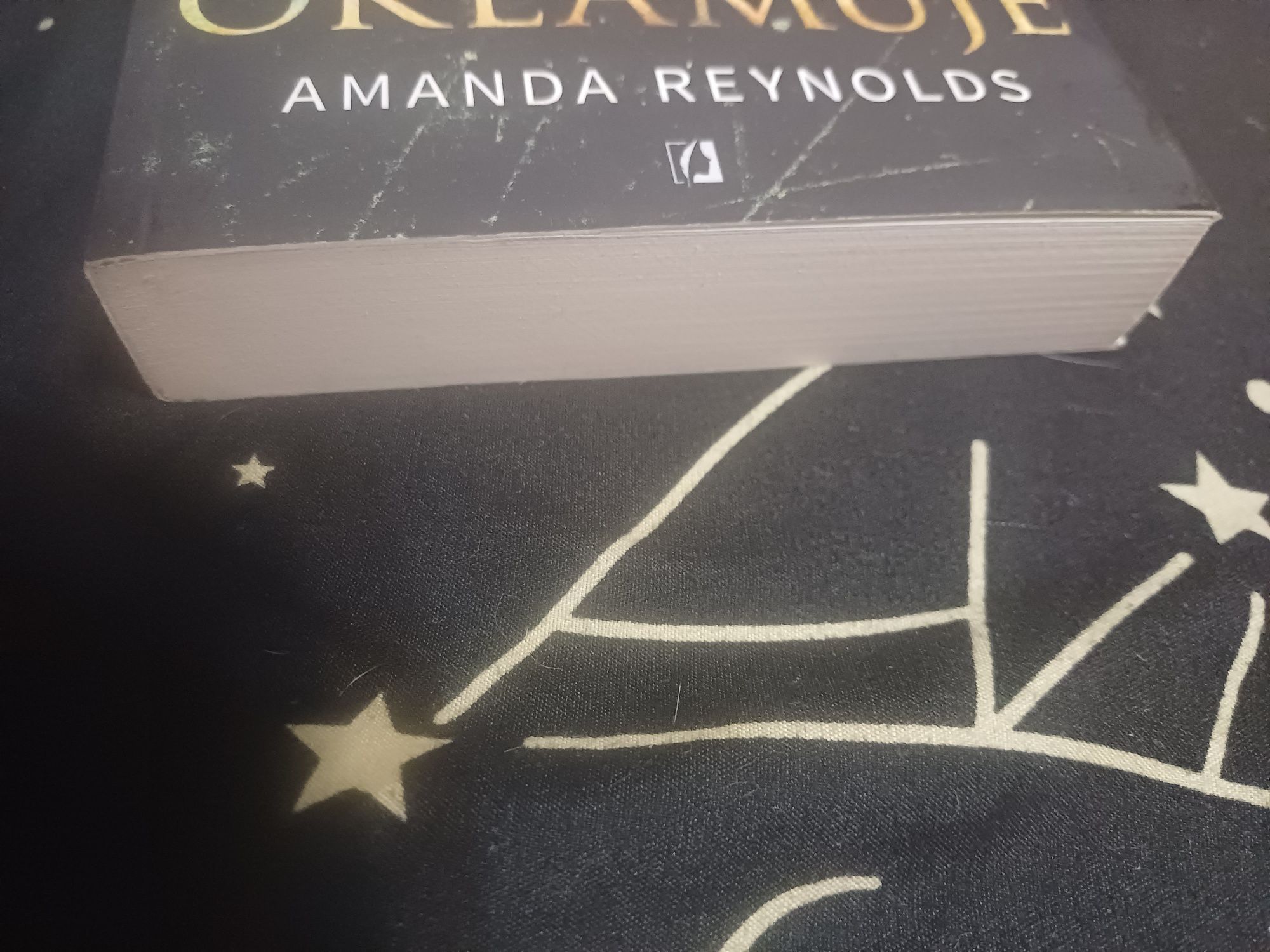 On cię okłamuje - Amanda Reynolds