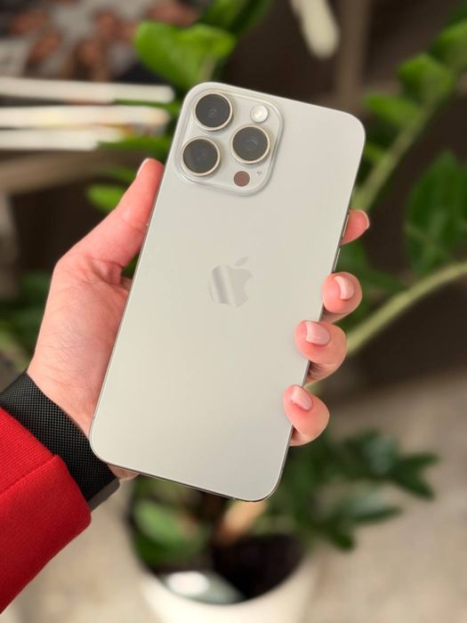 Apple iPhone 15 Pro Max 256GB Natural. Esim