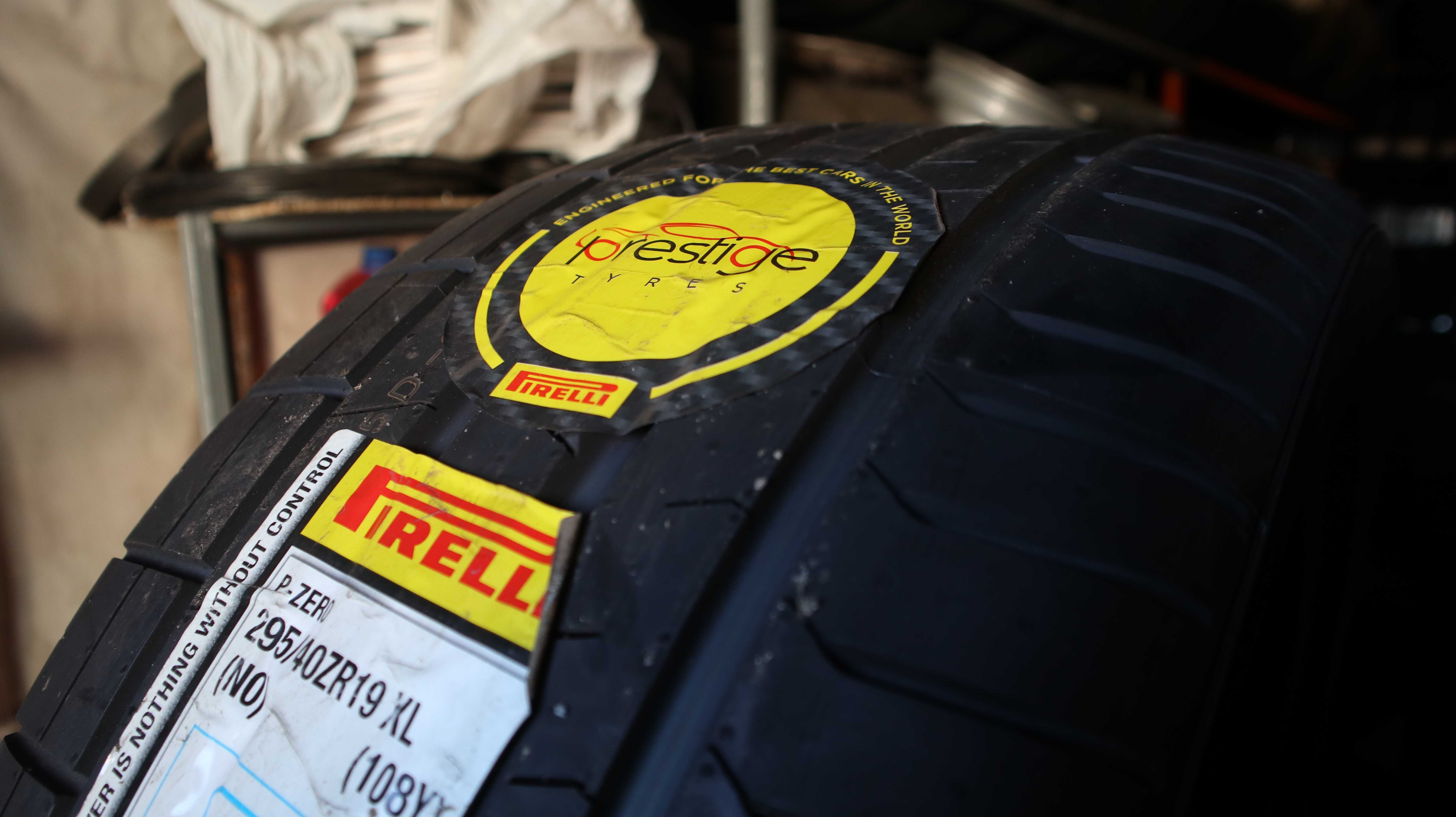 Комплект літніх шин Pirelli PZero 295/40 R19 НОВІ