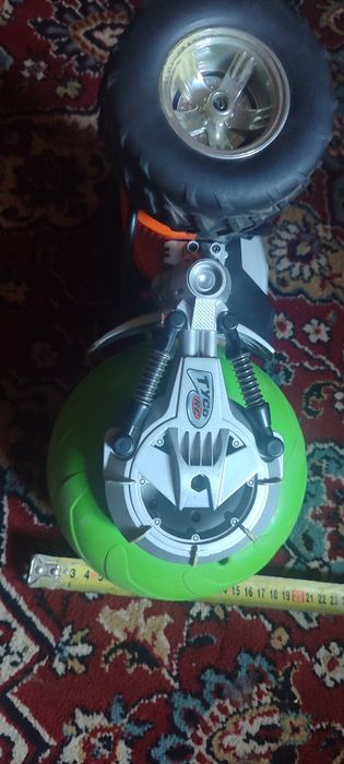 Машинка перевёртыш Tyco R/C