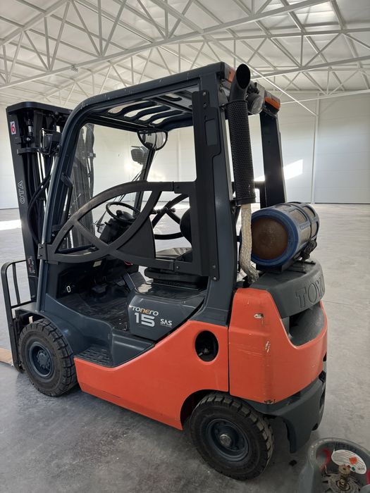 Продаж навантажувача TOYOTA 02-8FGF15, 2009 року в ідеальному стані!