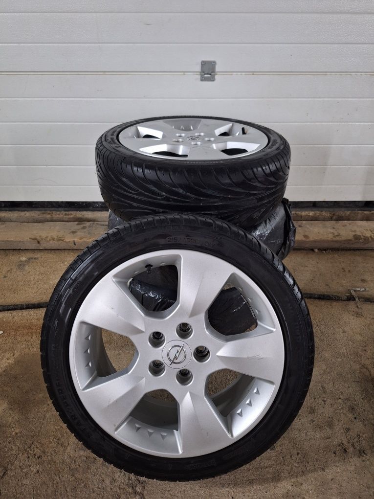 Alufelgi z oponami Opel 17''