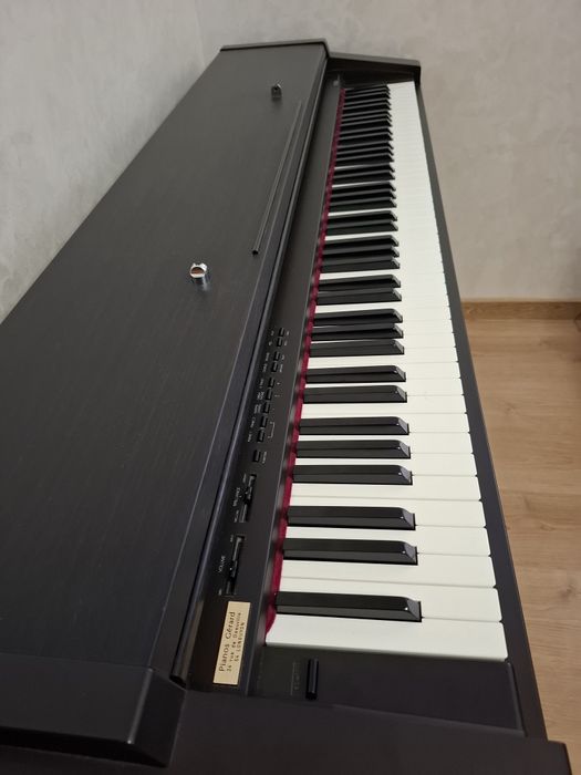 Продам пианино стан нового