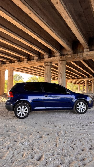 Продам Гольф 5 в отличном состоянии