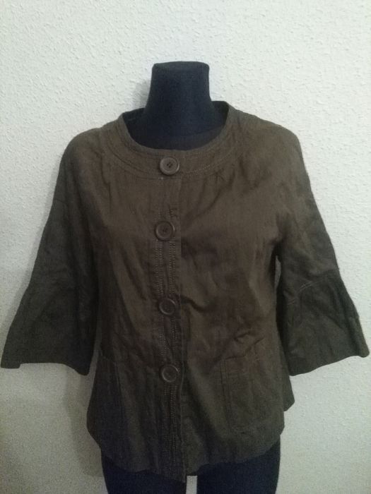 Żakiet-płaszczyk w kolorze zgniłej zieleni