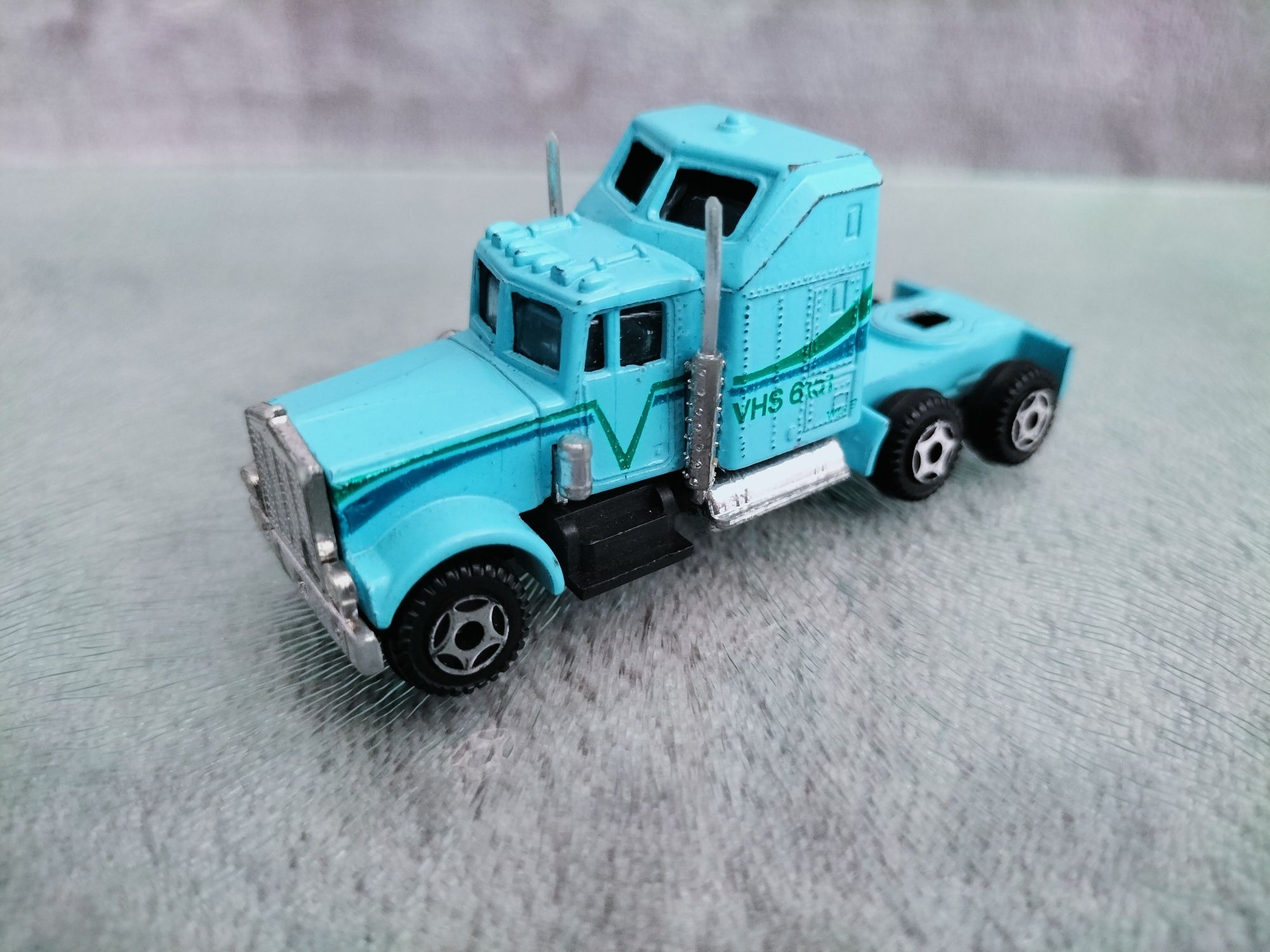 Samochód Ciężarówka Kenworth K100 Rig  Yatming Vintage Toys Car