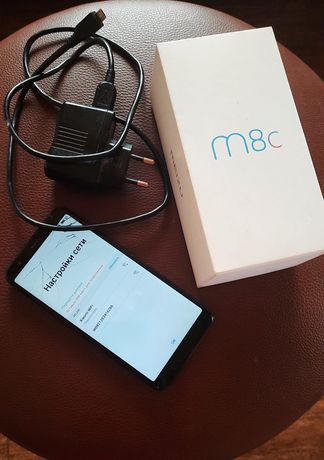 Мобильный телефон Meizu M8c