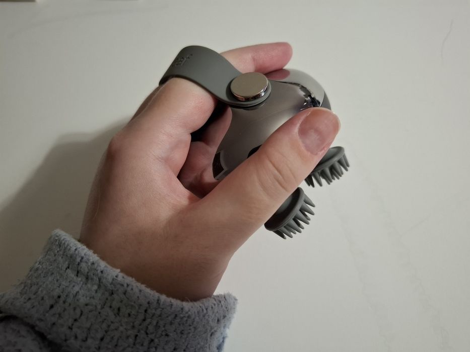 Massajador eléctrico com luz LED - NOVO SELADO