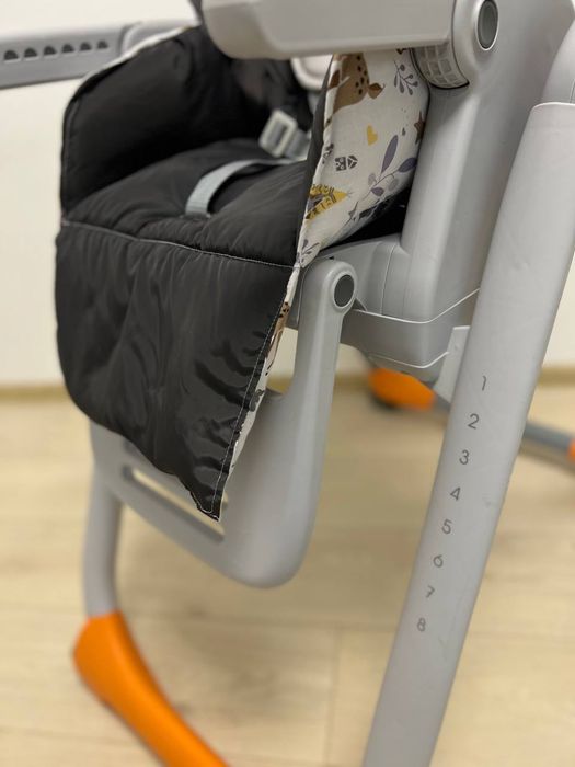 Стілець для годування, крісло для годування